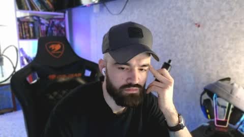 Snapshot of _serious_man chatting on 4, 4, 2026 Ask me online show from 4, 4, 2026