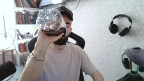 Snapshot of _serious_man chatting on 10, 4, 2026 Ask me online show from 10, 4, 2026