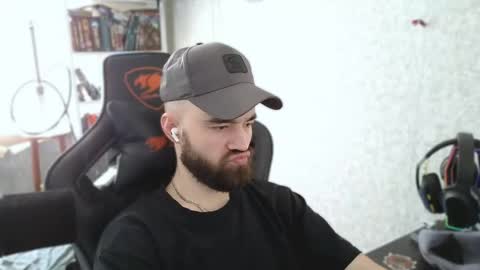 Snapshot of _serious_man chatting on 12, 4, 2026 Ask me online show from 12, 4, 2026