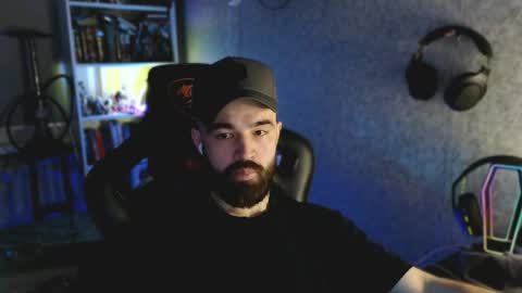 Snapshot of _serious_man chatting on 12, 4, 2026 Ask me online show from 12, 4, 2026