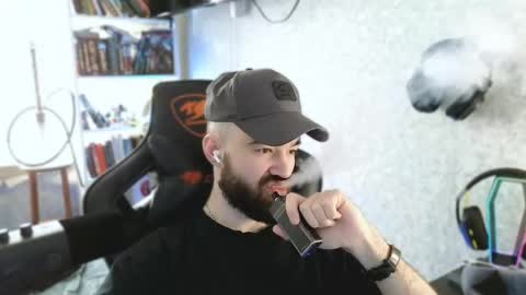 Snapshot of _serious_man chatting on 13, 4, 2026 Ask me online show from 13, 4, 2026