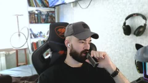 Snapshot of _serious_man chatting on 16, 4, 2026 Ask me online show from 16, 4, 2026