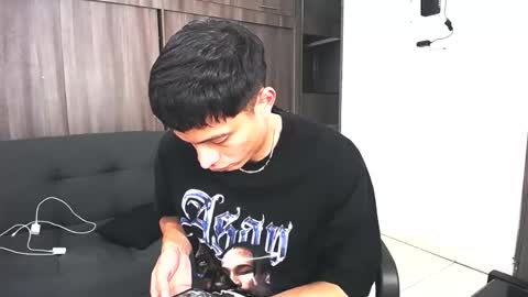 Juan Pablo-independent model online show from 11, 3, 2026