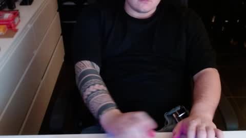 _shikamaru_ online show from 29, 12, 2024