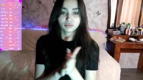 Snapshot of _shynikki chatting on 13, 9, 2025 _shynikki online show from 13, 9, 2025