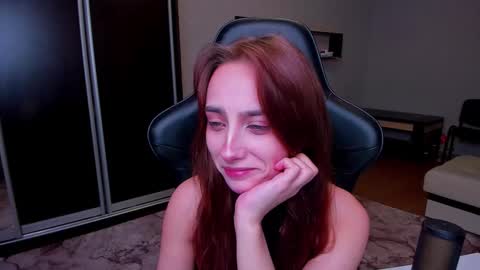 Snapshot of _silverdream chatting on 1, 3, 2026 _silverdream online show from 1, 3, 2026