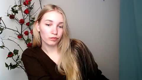 Snapshot of _snow_queen__ chatting on 24, 3, 2026 Rachel online show from 24, 3, 2026
