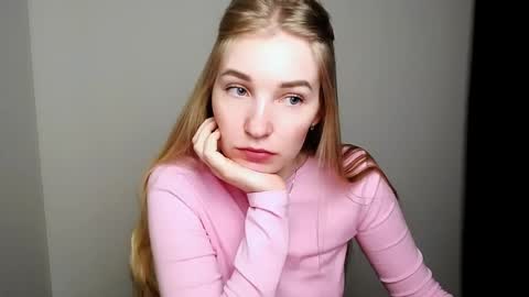 Snapshot of _snow_queen__ chatting on 28, 3, 2026 Rachel online show from 28, 3, 2026