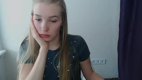 Snapshot of _snow_queen__ chatting on 31, 3, 2026 Rachel online show from 31, 3, 2026