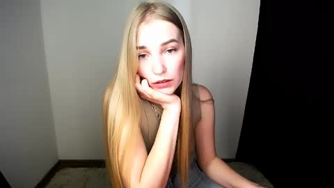 Snapshot of _snow_queen__ chatting on 3, 4, 2026 Rachel online show from 3, 4, 2026