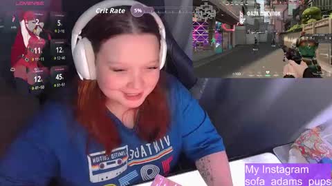 Snapshot of _sofia_adam_ chatting on 16, 11, 2025 pups online show from 16, 11, 2025