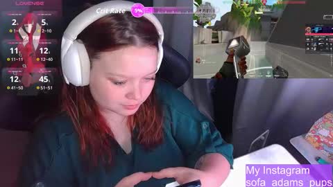 Snapshot of _sofia_adam_ chatting on 17, 11, 2025 pups online show from 17, 11, 2025