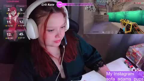 Snapshot of _sofia_adam_ chatting on 24, 11, 2025 pups online show from 24, 11, 2025