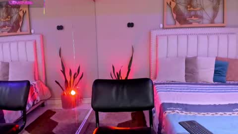    640  200   online show from 11, 9, 2025