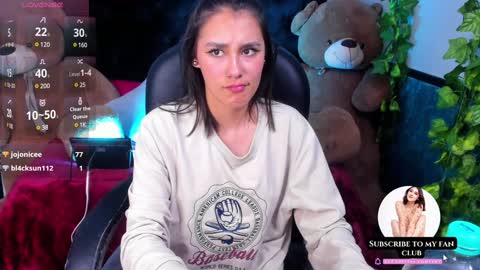 Sophie  online show from 4, 2, 2025