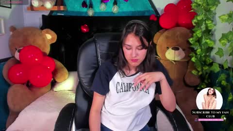 Sophie  online show from 19, 2, 2025