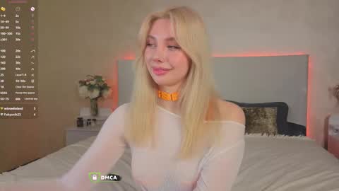 Snapshot of _sophielov chatting on 10, 9, 2025 Sophie online show from 10, 9, 2025
