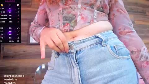 Snapshot of _sugarr3d chatting on 28, 10, 2025 _sugarr3d online show from 28, 10, 2025