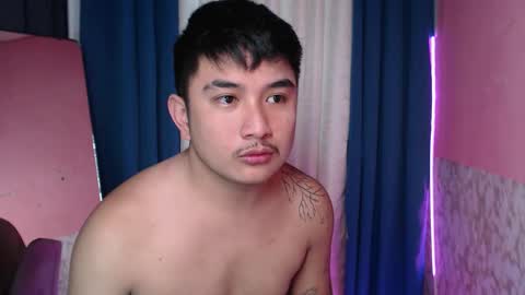 Snapshot of _superhotlatino_ chatting on 8, 5, 2026 _superhotlatino_ online show from 8, 5, 2026