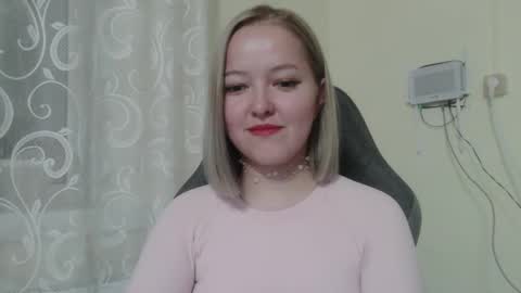 Snapshot of _sweet_smile_ chatting on 12, 9, 2025 _sweet_smile_ online show from 12, 9, 2025