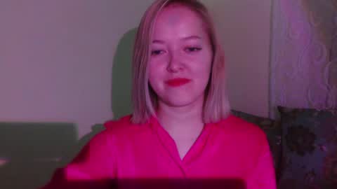 Snapshot of _sweet_smile_ chatting on 20, 9, 2025 _sweet_smile_ online show from 20, 9, 2025