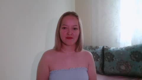 Snapshot of _sweet_smile_ chatting on 25, 9, 2025 _sweet_smile_ online show from 25, 9, 2025