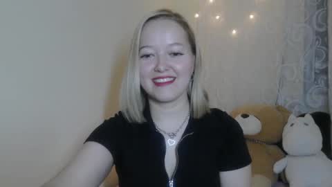 Snapshot of _sweet_smile_ chatting on 20, 10, 2025 _sweet_smile_ online show from 20, 10, 2025