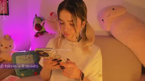 Snapshot of _tammarra_ chatting on 9, 7, 2026 _tammarra_ online show from 9, 7, 2026