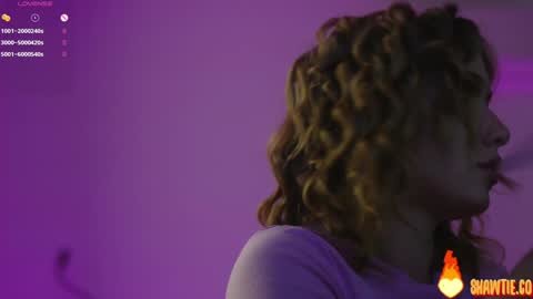 Snapshot of _taylor_swift chatting on 10, 11, 2025 Taylor online show from 10, 11, 2025