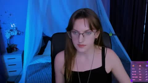 _tessa_moon online show from 10, 4, 2026