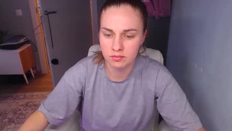 _thesamedaniellatrue_ online show from 18, 5, 2026