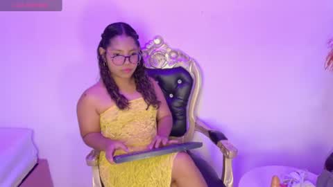 Snapshot of _tinny_hot chatting on 3, 8, 2026 tinny online show from 3, 8, 2026