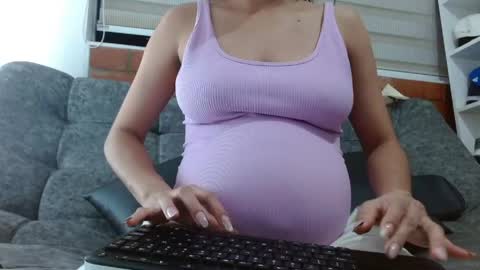 Snapshot of _tinyrousse_ chatting on 29, 4, 2026 Rousse online show from 29, 4, 2026
