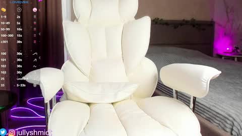 Snapshot of _top_skinny chatting on 2, 4, 2026 Julia online show from 2, 4, 2026