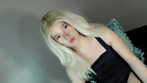 Iam Alex online show from 8, 4, 2026