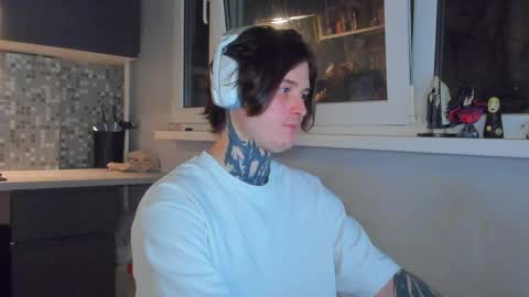 Snapshot of _torfin_ chatting on 6, 4, 2026 _torfin_ online show from 6, 4, 2026