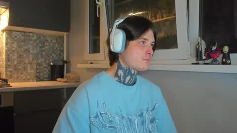 Snapshot of _torfin_ chatting on 7, 4, 2026 _torfin_ online show from 7, 4, 2026