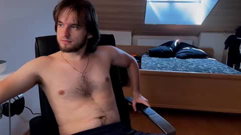 Snapshot of _v_l_a_d_ chatting on 29, 6, 2026 Vlad online show from 29, 6, 2026