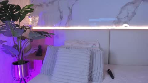 Snapshot of _valeryysmith_ chatting on 18, 12, 2025 Valery online show from 18, 12, 2025