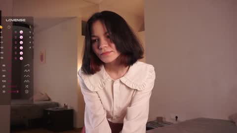 Viola online show from 3, 2, 2025