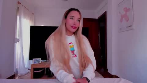 Snapshot of _viioletweekend_ chatting on 8, 1, 2026 online show from 8, 1, 2026