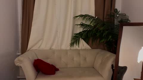 Violet online show from 11, 1, 2025