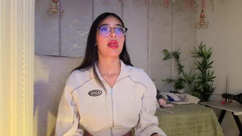   online show from 31, 3, 2026