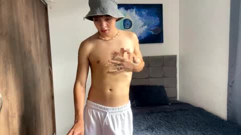 Aron Walker online show from 3, 12, 2024