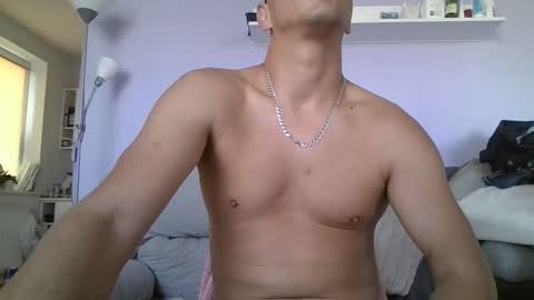 Snapshot of _wantafuck_ chatting on 10, 9, 2025 wantafuck coock bigcoock online show from 10, 9, 2025