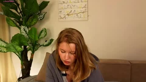 Snapshot of _watchmesmile_ chatting on 18, 4, 2026 _watchmesmile_ online show from 18, 4, 2026