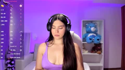 Fernanda  online show from 21, 10, 2025