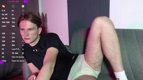 Snapshot of _whitenight18_ chatting on 7, 1, 2025 Bogdan Vlad online show from 7, 1, 2025