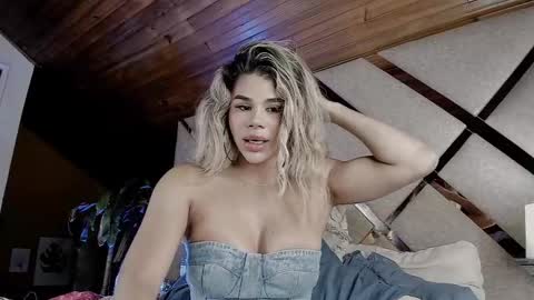 Nadien online show from 27, 2, 2025