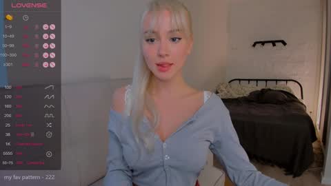 Tessa -  online show from 20, 12, 2024